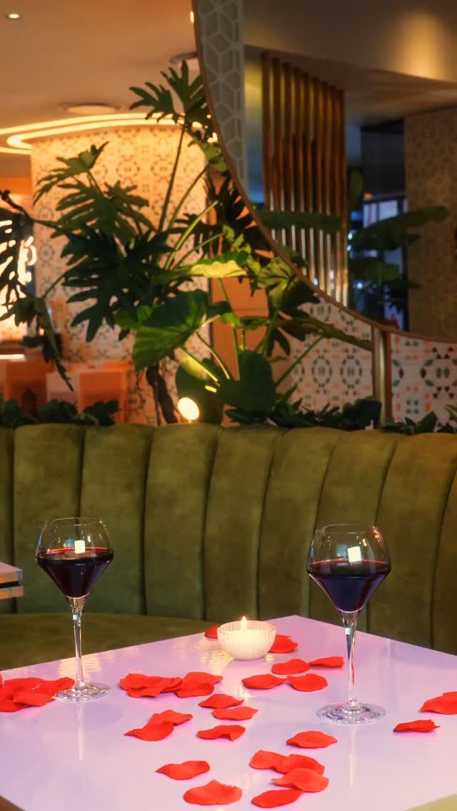 Instagram post from lasantamariagranada. This post is in position 2.