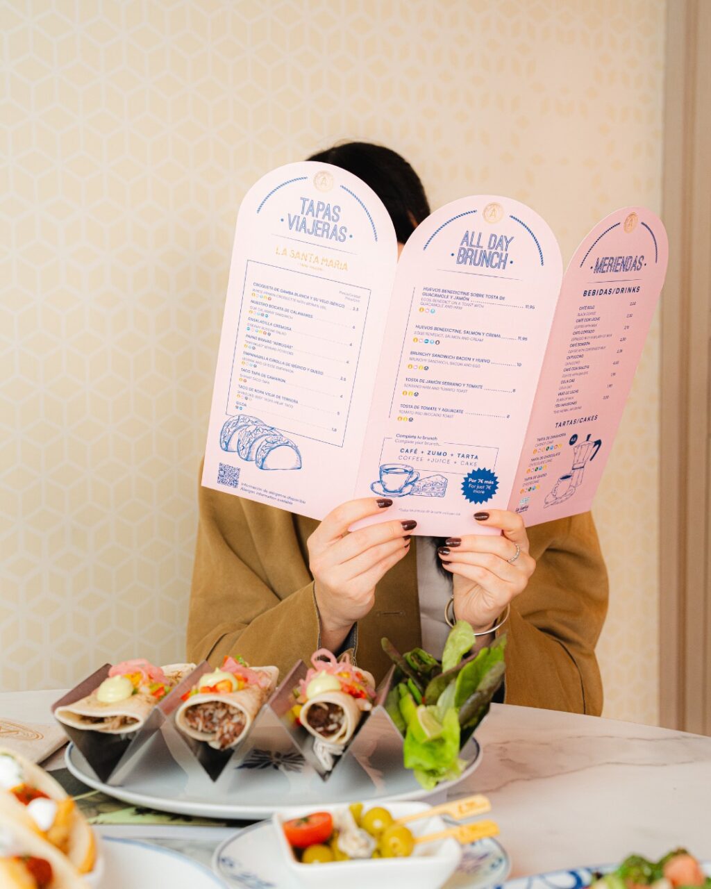 Instagram post from lasantamariagranada. This post is in position 1.