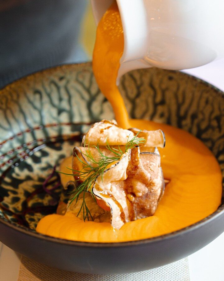 Instagram post from lasantamariagranada. This post is in position 3.